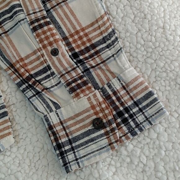 Men's super soft Ivory plaid lightweight flannel by George - Picture 4 of 13
